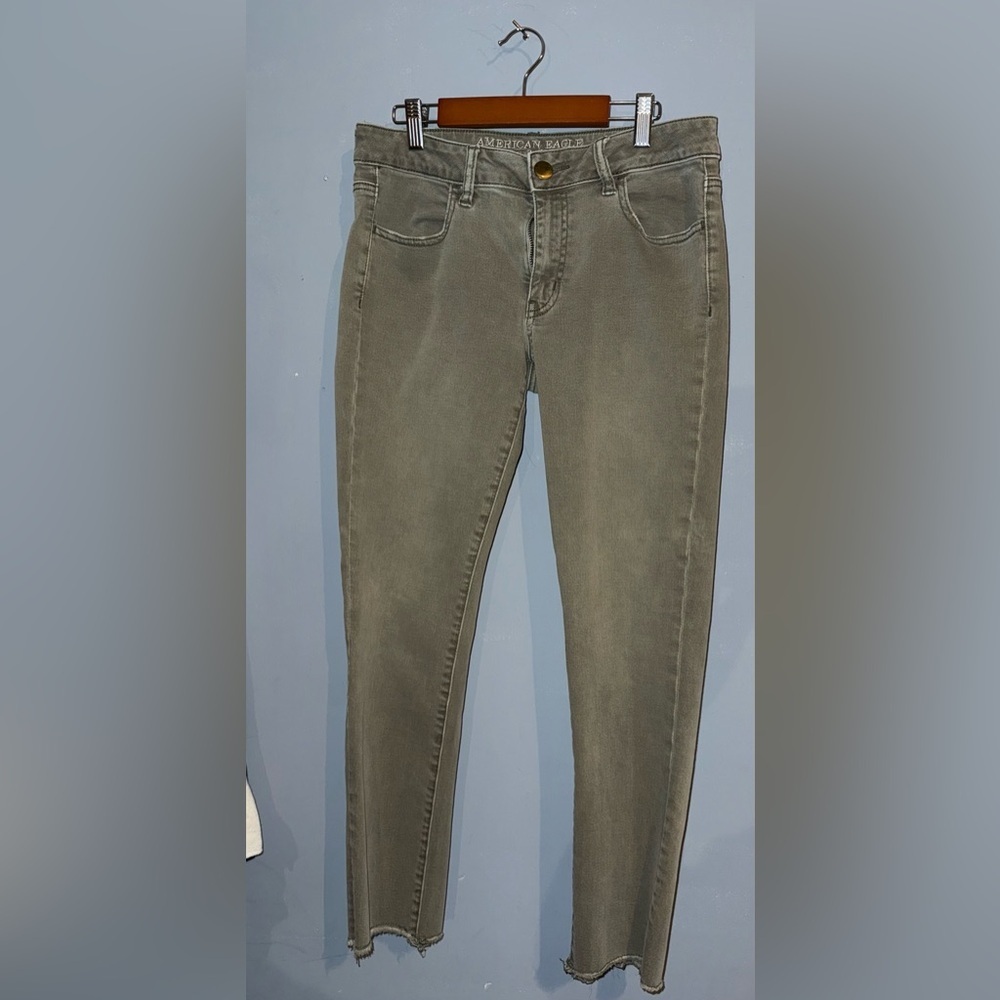American Eagle Outfitters Olive Ankle Pants